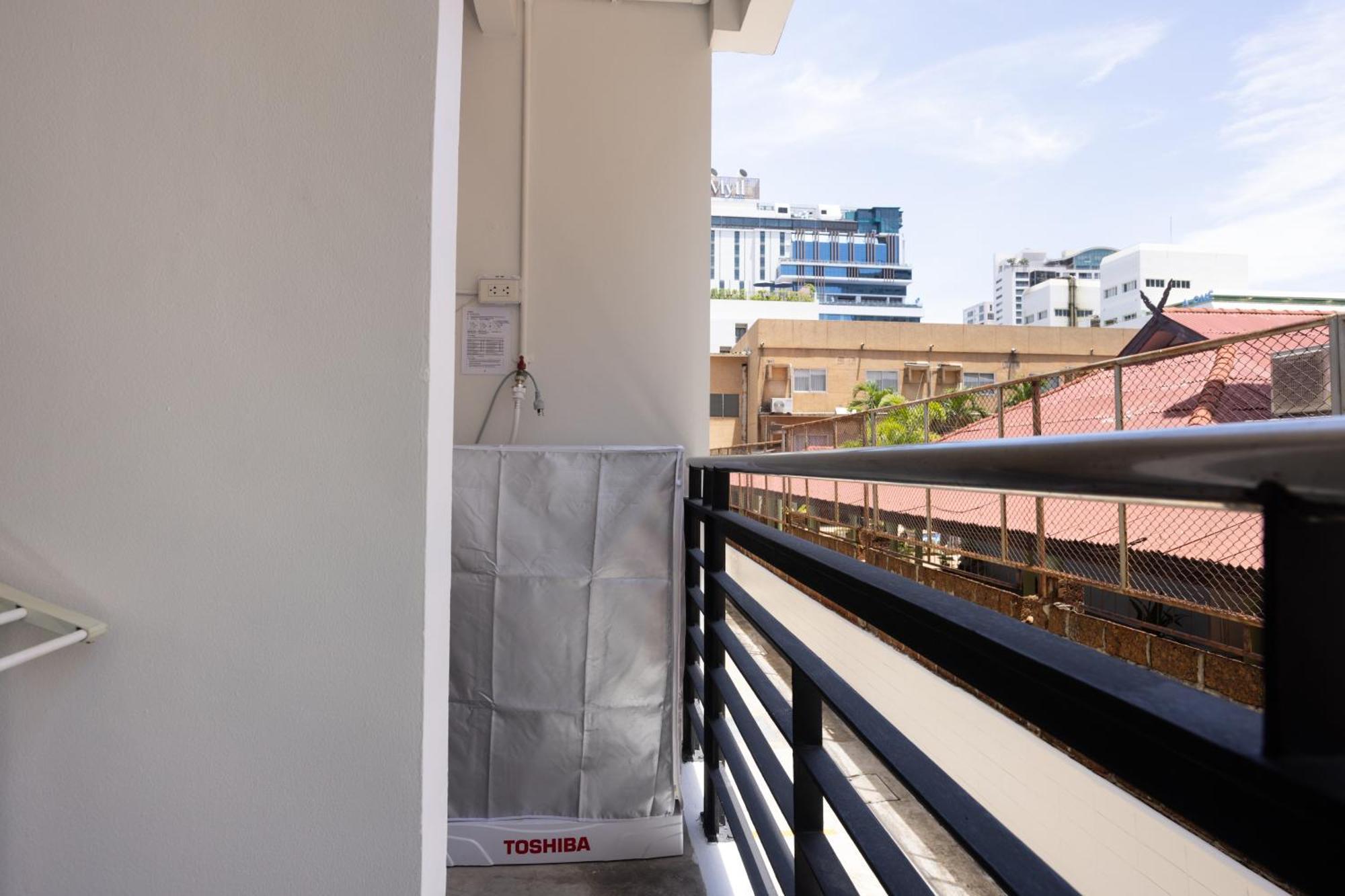Citismart Luxury Apartments Pattaya Bagian luar foto